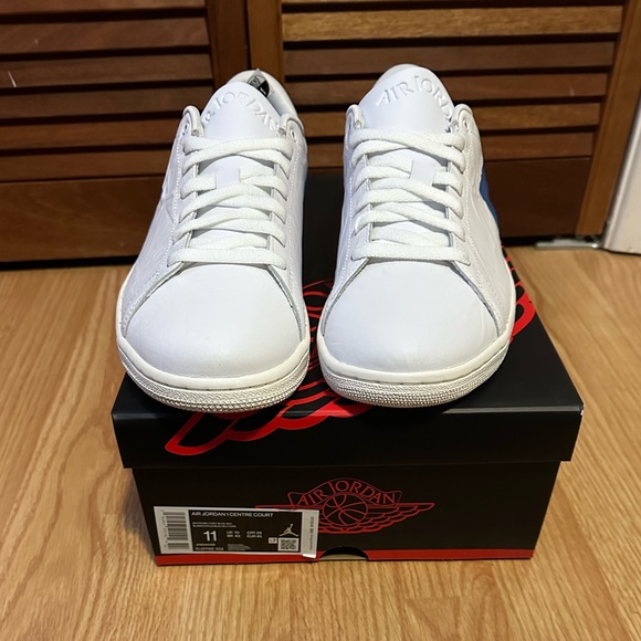 Nike Jordan Low